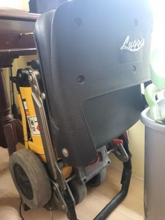 Luggie scooter or motorized wheelchair
