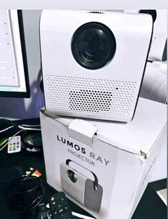 Lumos ray smart projector