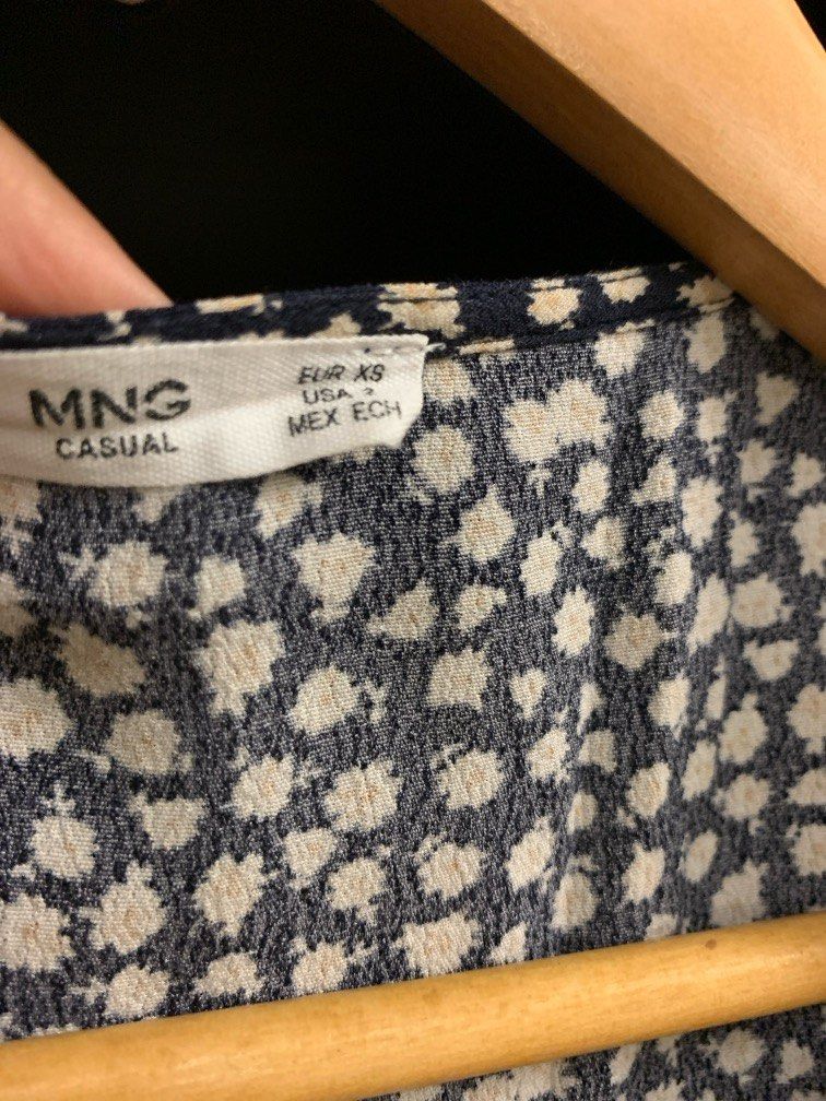 Mango coordinates set (Category: Sets or Coordinates) located in Taguig. Submitted by sclosetcleanup (Listing ID 1303429069, Image 3). Description: Perfect for summer. Very cute when worn!! Fits up to small. .