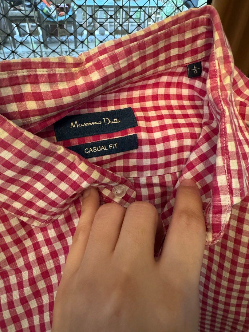 Massimo Dutti (Category: Tshirts & Polo Shirts ) located in Quezon City. Submitted by sassi (Listing ID 1303437718, Image 1). Description: For more questions kindly message .