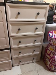 (Category: ) located in . Submitted by zeth28 (Listing ID 1303523868, Image 1). Description: .