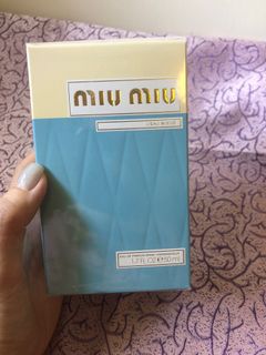 （分類：）位於 。 由 jazzyCharlie 提交（商品編號 1303441189，圖片 1）。簡介： 。