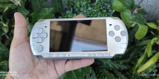 PRELOVED SONY PSP 3002 GRAY - PH3,000 FREE SHIPPING