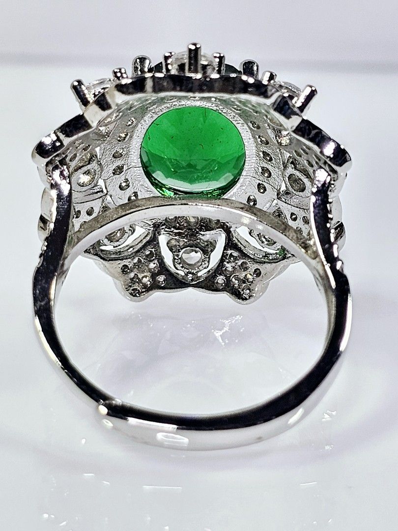 PT950 Silver Lab Grown Emerald 翡翠 with Cubic Zirconia 锆石