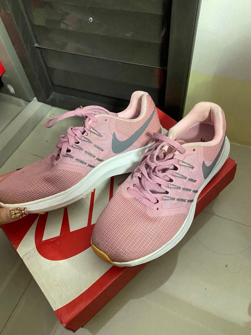 Nike free run rose gold clearance