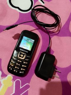 Samsung Basic Phone with Charger Call and Text Cubao 350 Lang