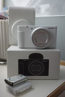（分類：）位於 。 由 teleiosaris 提交（商品編號 1303441526，圖片 1）。簡介： 。