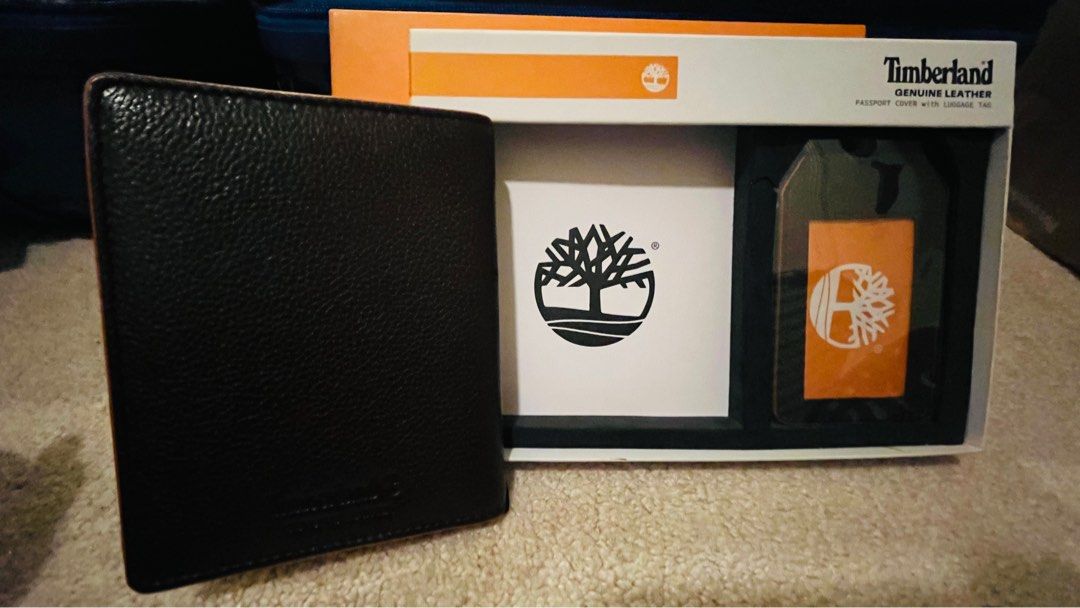 Timberland (Category: Wallets & Card Holders) located in Quezon City. Submitted by mrjun07 (Listing ID 1303470548, Image 3). Description: Brand new passport cover with luggage tag Original price PHP3,000 Genuine leather Color : Brown Bought in US RFS decluttering Location Weekdays BGC , Taguig Weekend EDSA cor Kamias Road, QC.