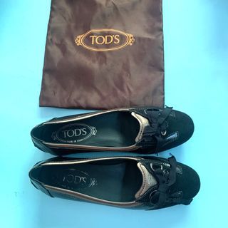 Tods Black Silver Closed Shoes