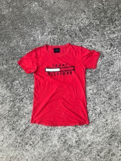 Tommy Hilfiger Red T-shit