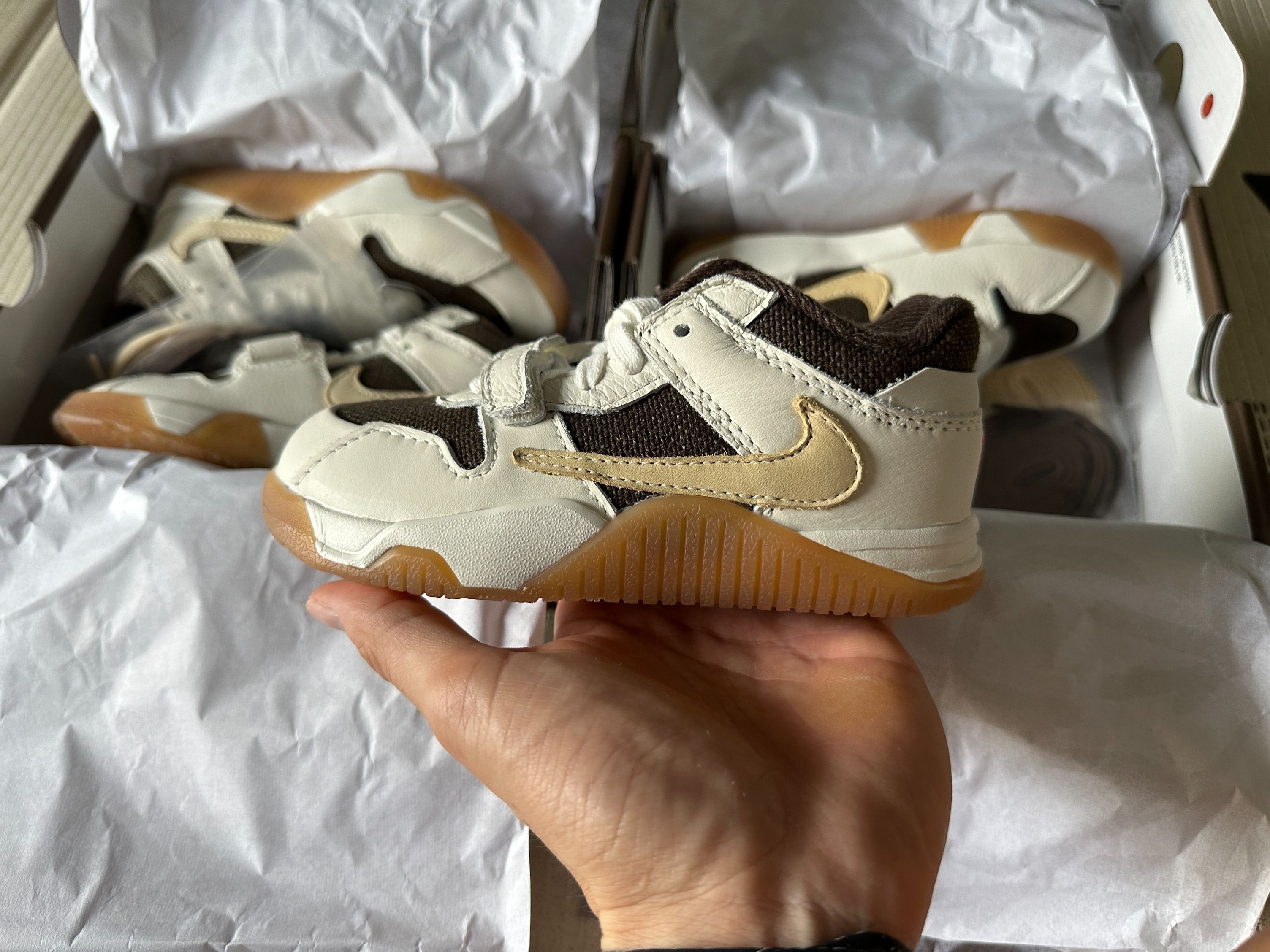 Toddler jumpman jordans top