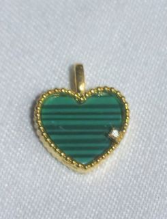 VCA Heart With Stone Pendant (Green)