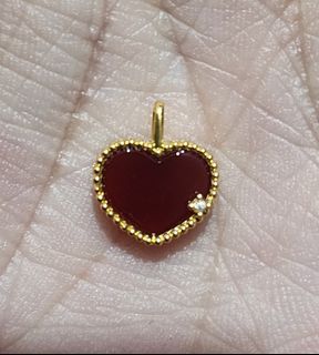 VCA Heart with stone pendant (red)