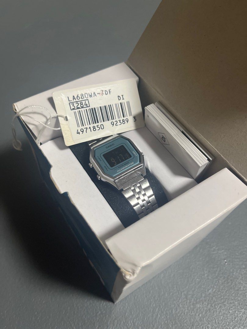 Vintage Casio LA680WA Digital Watch (Category: Women's Watches) located in Las Pinas. Submitted by ellearie (Listing ID 1303142310, Image 2). Description: original and authentic (price bought at ₱1700) - my wrist is kind of small though and wala na po yung extensions :( • 1/100-second stopwatch • Alarm • LED illuminator • Water resistant • Stainless steel band • Popular retro design.