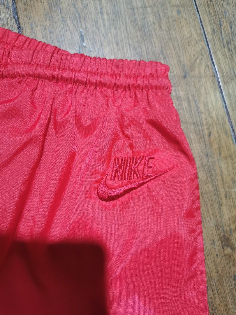 Vintage nike windbreaker pants (Category: Joggers) located in Lapu Lapu. Submitted by cryptocoryne (Listing ID 1303544639, Image 3). Description: vintage nike windbreaker pants medium on tag 26-34 x 41.5 excellent condition like new no issue.