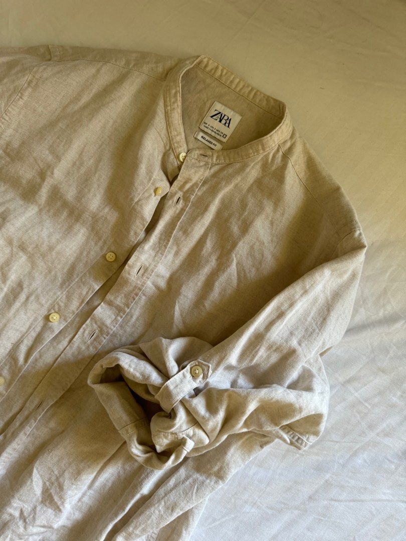 Zara Long Sleeve (Category: Formal Shirts) located in Makati City. Submitted by arjayv (Listing ID 1303489352, Image 2). Description: Never used. Small size. .