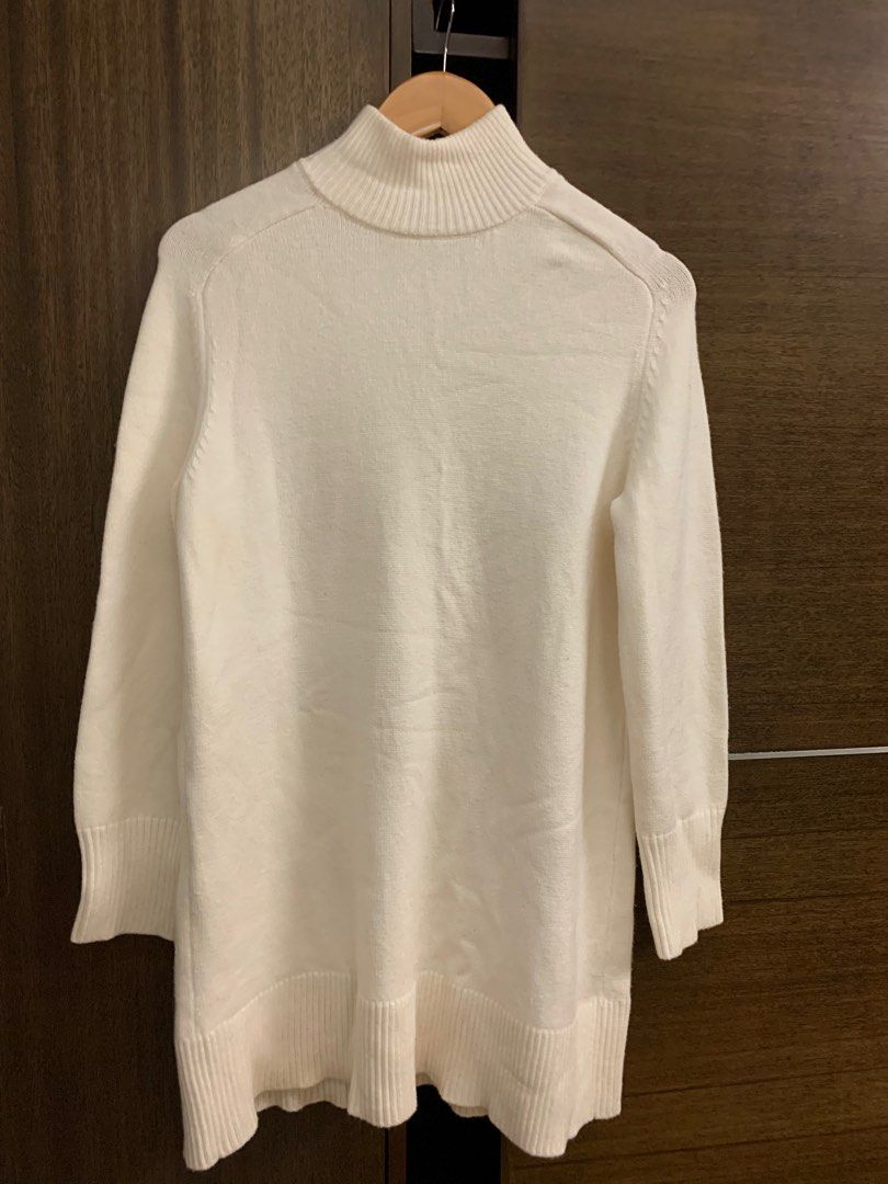 Zara sweater for winter (Category: Coats, Jackets and Outerwear) located in Taguig. Submitted by sclosetcleanup (Listing ID 1303421692, Image 2). Description: Bought in carousell also. Never used it’s too long on me. Oversized and can be a dress too for petite girls. .