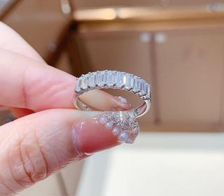 18K 1.50 CT Emerald Cut Moissanite Ring