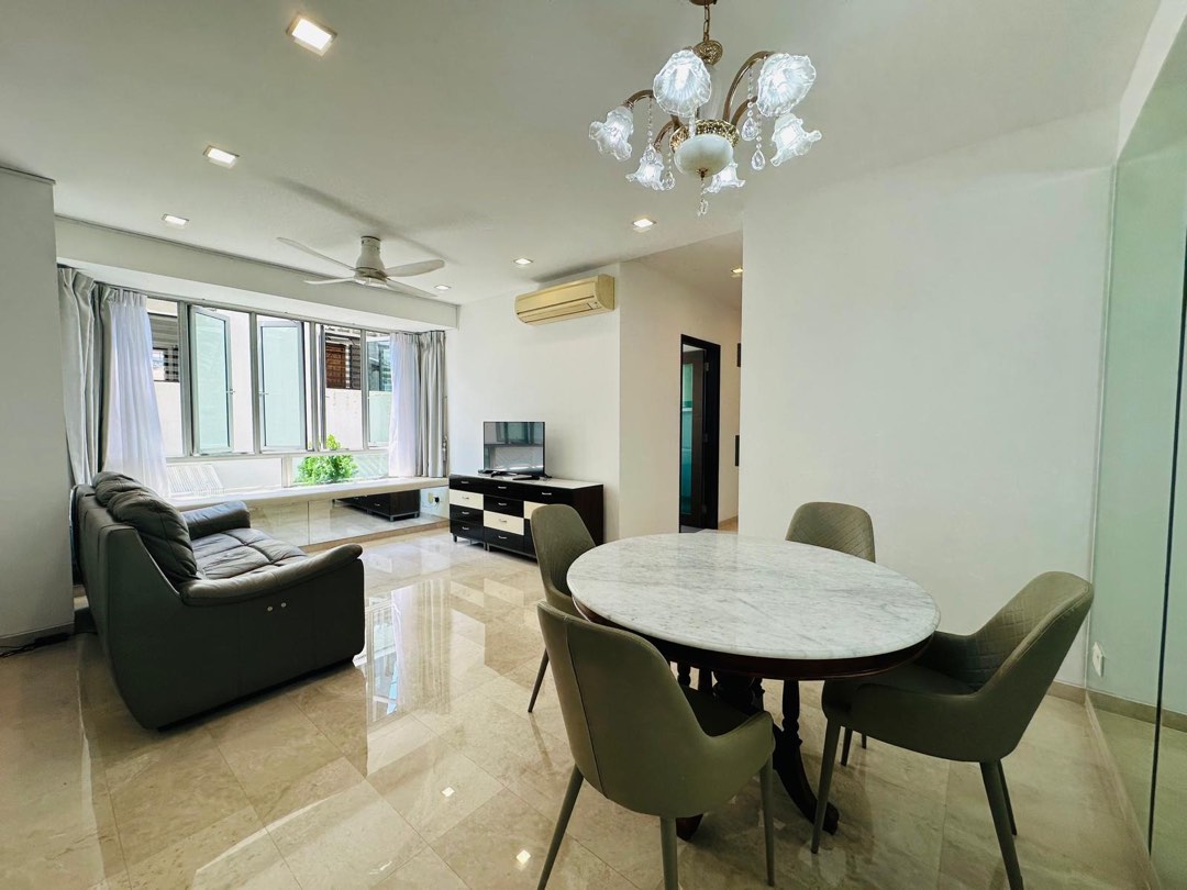 (Category: ) located in . Submitted by shichangtan (Listing ID 1303655325, Image 1). Description: .