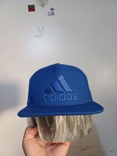 Adidas snap back cap big logo