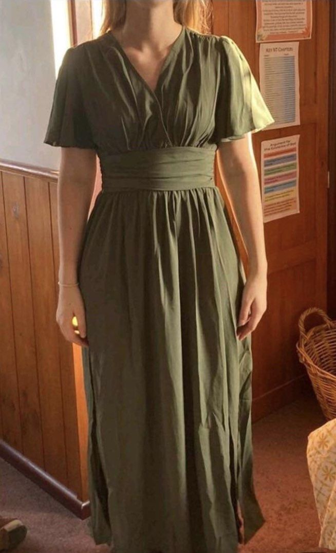 Army Green Bridesmaid Dress, Women's Fashion, Dresses & Sets, Dresses on  Carousell