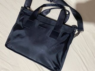 Authentic  Luyiguizu Laptop bag/sling bag/ Document bag