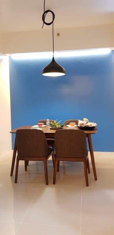 BLUE RESIDENCES TANDEM UNIT FOR SALE (Category: Apartments & Condos) located in Pasay City. Submitted by mariarodil1031 (Listing ID 1303687515, Image 2). Description: 📍BLUE RESIDENCES Tandem unit for sale ❗️ Address: Katipunan Ave. Corner, Aurora Boulevard, Loyola Heights Quezon City. Unit Size: 47.40sqm (23.47sqm each) Floor: 37th floor Furnished Unit: ▫️1 dining set ▫️2 a/c ▫️2 beds ▫️mini ref ▫️induction cooker ▫️room cabinet Selling Price: ₱