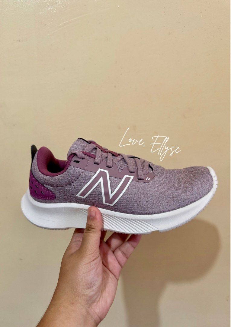 Brand New Authentic New Balance 430 Women s US 6 6.5 7 7.5