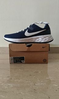 (Category: ) located in . Submitted by sneakerstation (Listing ID 1276232294, Image 1). Description: .
