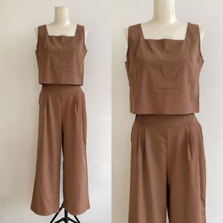 BRAND NEW SLEEVELESS TOP PANTS COORDS SET IN MOCHA