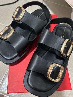 CLN sandals black