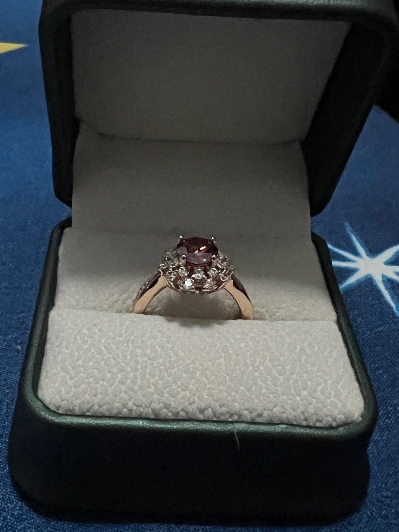 Diamond Ring (Category: Accessories) located in Singapore. Submitted by alisondanielle.sandoval (Listing ID 1303745310, Image 3). Description: Red colour Round brilliant 6.5 mm 1.00 carat with GRA certificate .