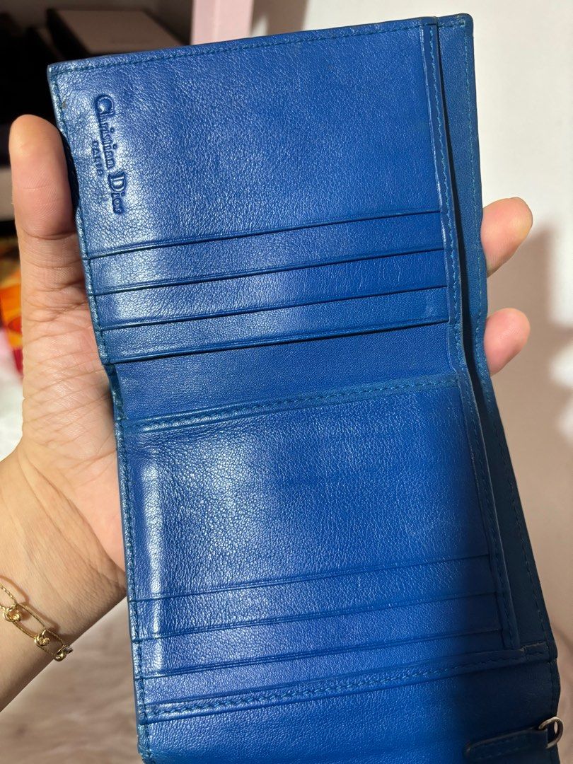Dior Trifold Compact Patent Short Wallet (Category: Luxury Bags & Wallets) located in Quezon City. Submitted by box.luxebycheng (Listing ID 1303742960, Image 3). Description: Comes with box, paperbag and dustbag Has minor signs of usage but still presentable Missing Dior Charm.
