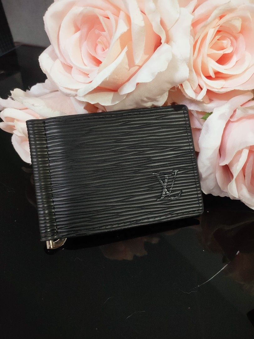 Epi Moneyclip card holder (Category: Luxury Bags & Wallets) located in Cebu City. Submitted by esrpreloved (Listing ID 1303699494, Image 1). Description: Japan Surplus Source genuine leather.