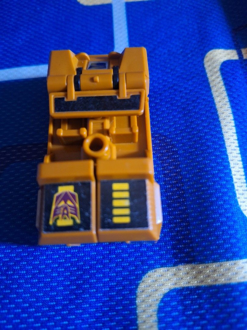 G1 Swindle Original Bruticus Transformers Takara (Category: Figurines & Statues) located in Tarlac. Submitted by superpyooo (Listing ID 1303677443, Image 3). Description: .