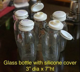 Glass milk bottle with silicone cover