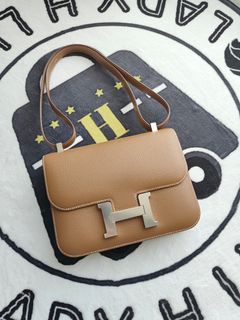 （分類：）位於 。 由 Lady_H_luxury 提交（商品編號 1202898369，圖片 1）。簡介： 。