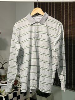 (Category: ) located in . Submitted by izzuthriftstore (Listing ID 1303605209, Image 1). Description: .