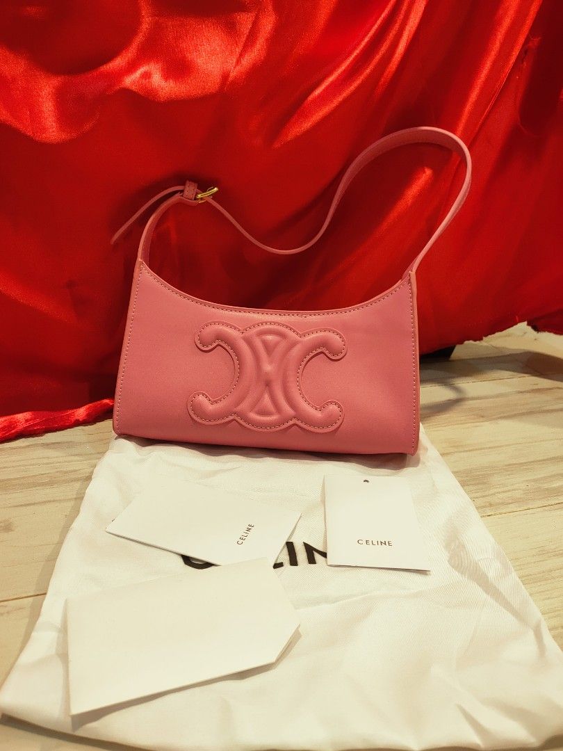 Japan preloved Celine kili bag (Category: Luxury Bags & Wallets) located in Cebu City. Submitted by esrpreloved (Listing ID 1303735531, Image 1). Description: Japan Preloved bag GENUINE THICK LEATHER No flaws.