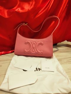 (Category: ) located in . Submitted by esrpreloved (Listing ID 1303735531, Image 1). Description: .