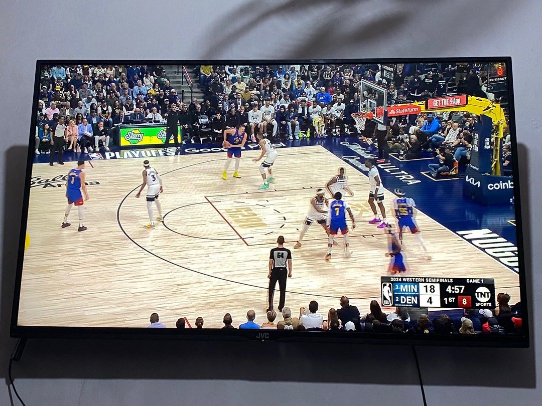 JVC 50 inches (Category: TV) located in Caloocan City. Submitted by GM_04 (Listing ID 1303596594, Image 1). Description: Pm more pics Hnde po ito smart tv ang TV box or stick price range lng nmn ay 300-700 so youtube ready na yan and everything plug and play lng un,. Issue universal remote nawala na ung original padala lng to from USA original JVC 110v ung sounds nyan buong buo kht nka 12 palang i can send more pics and videos. Negotiable madali 