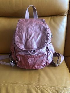 （分類：）位於 。 由 cheche3386 提交（商品編號 1303596944，圖片 1）。簡介： 。