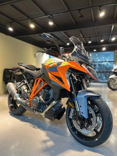 (Category: ) located in . Submitted by Premium.Moto (Listing ID 1303657859, Image 1). Description: .