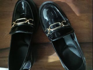 LOAFERS WITH HEELS