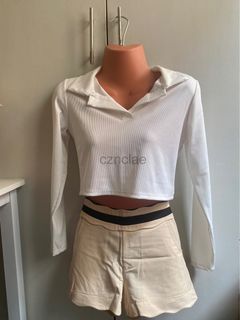 Long sleeve croptop with collar white
