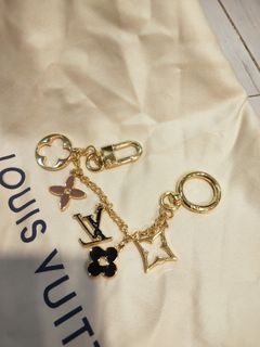 (Category: ) located in . Submitted by esrpreloved (Listing ID 1303735815, Image 1). Description: .