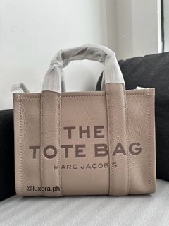 Marc Jacobs Small Tote Bag in Cement