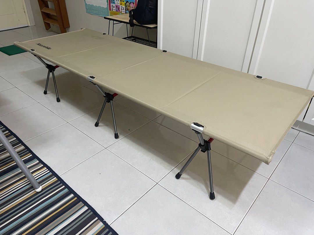 Naturehike Camping bed / cot XJC04, Sports Equipment, Hiking & Camping