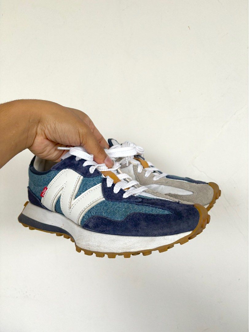 New balance 327 levi's 2025