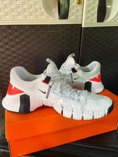 Nike Free Metcon 5 Bright Crimson - US 8.5W great for lifting
